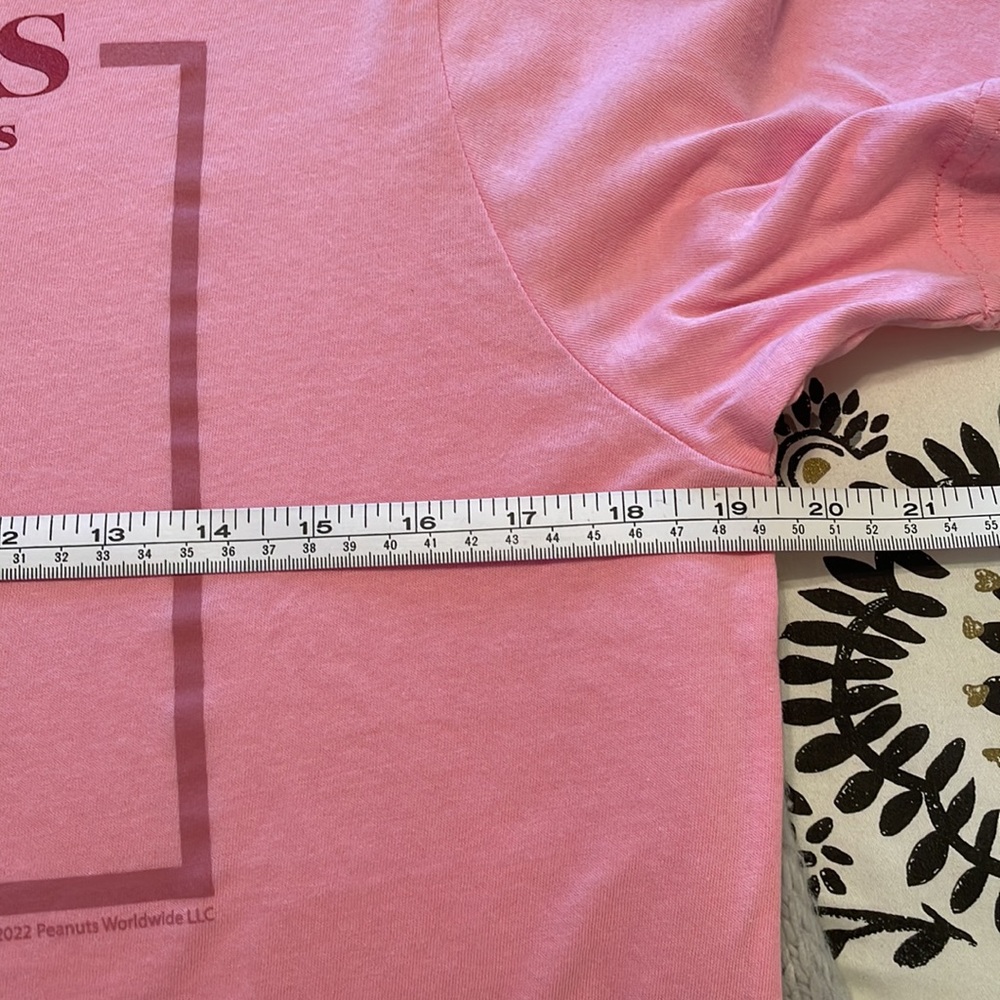 Snoopy Love is Snuggles & Cuddles Pink T Shirt Medium - Picture 5 of 6